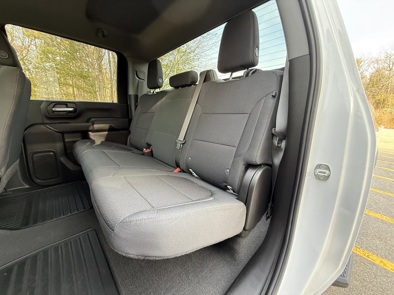 Used 2022 Chevrolet Silverado 2500 Custom w/ Custom Value Package image 21