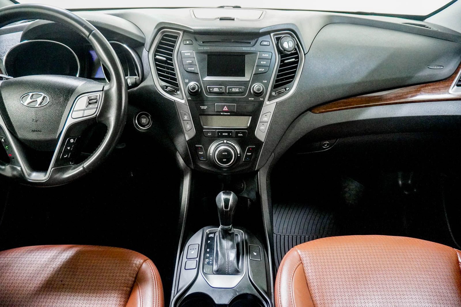 Used 2014 Hyundai Santa Fe Sport 2.0T AWD/4WD image 22