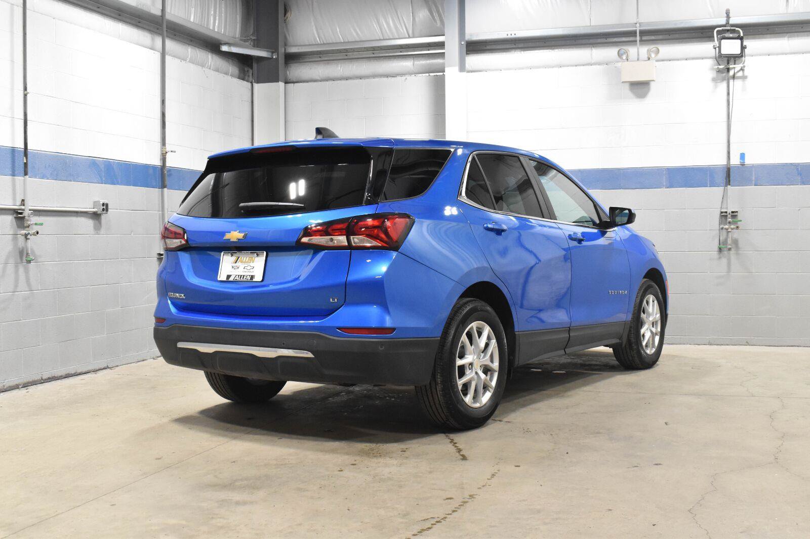 Used 2024 Chevrolet Equinox LT w/ LPO, Floor Liner Package FWD image 26