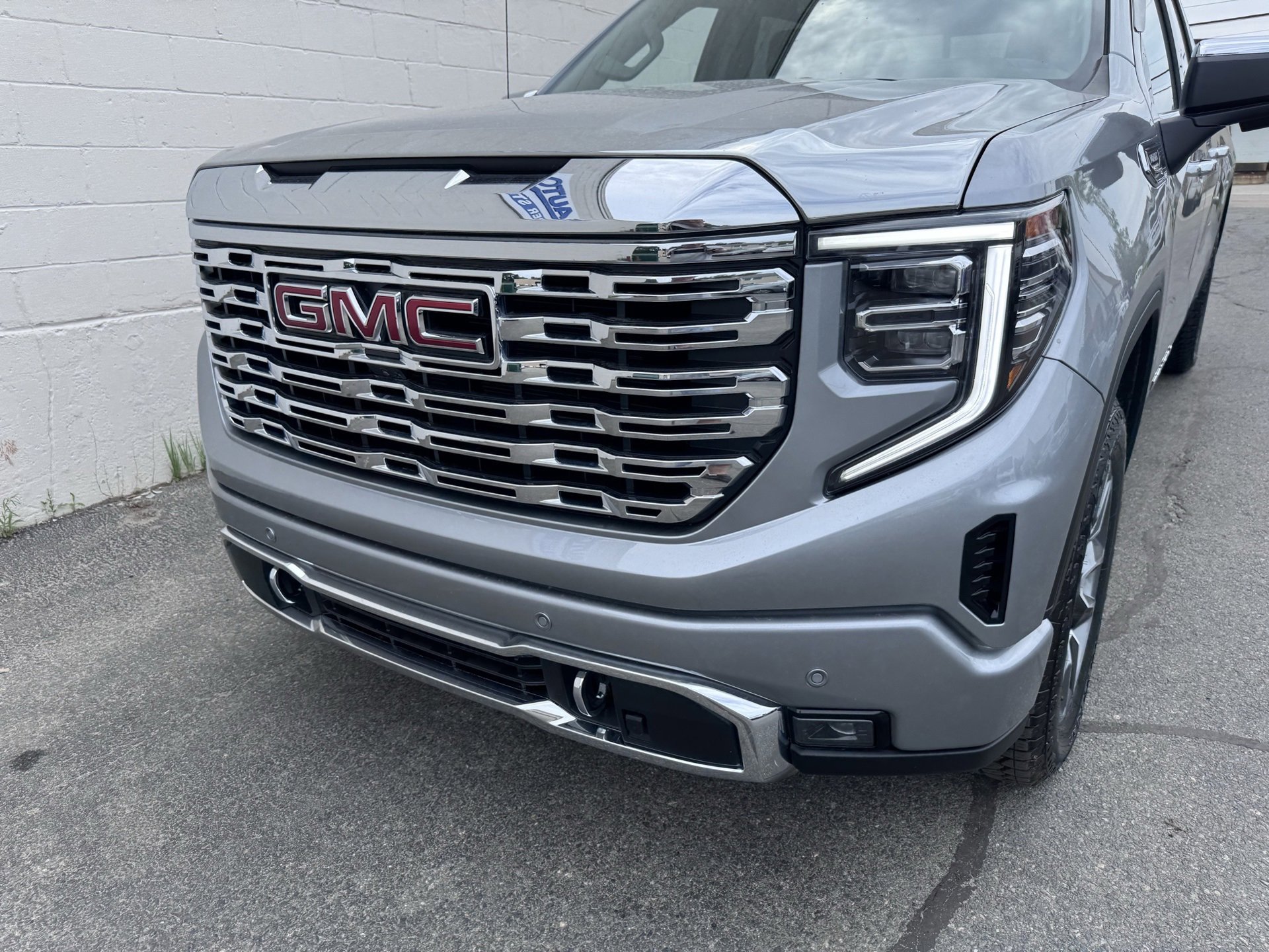 Used 2024 GMC Sierra 1500 Denali image 6