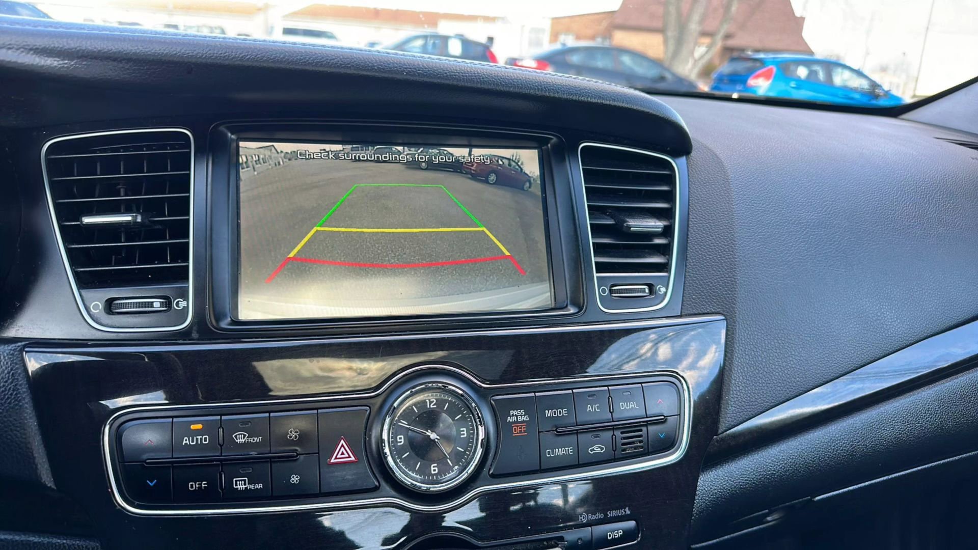 Used 2016 Kia Cadenza Premium image 30