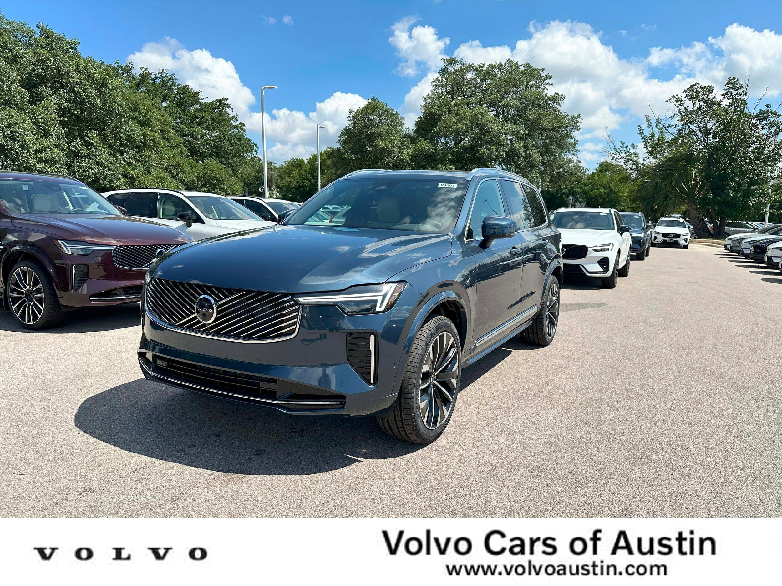 New 2026 Volvo XC90 B6 Plus w/ Protection Package Premier
