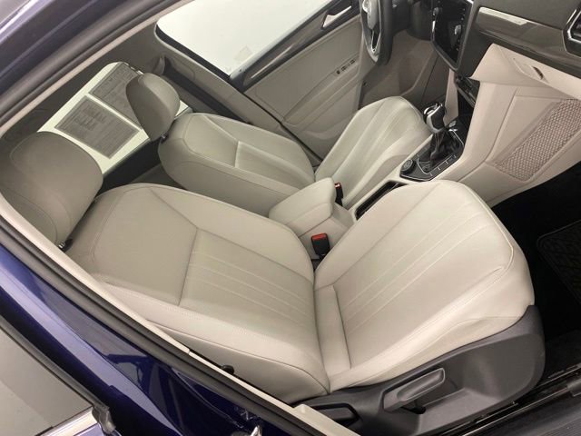 Used 2023 Volkswagen Tiguan SE image 30