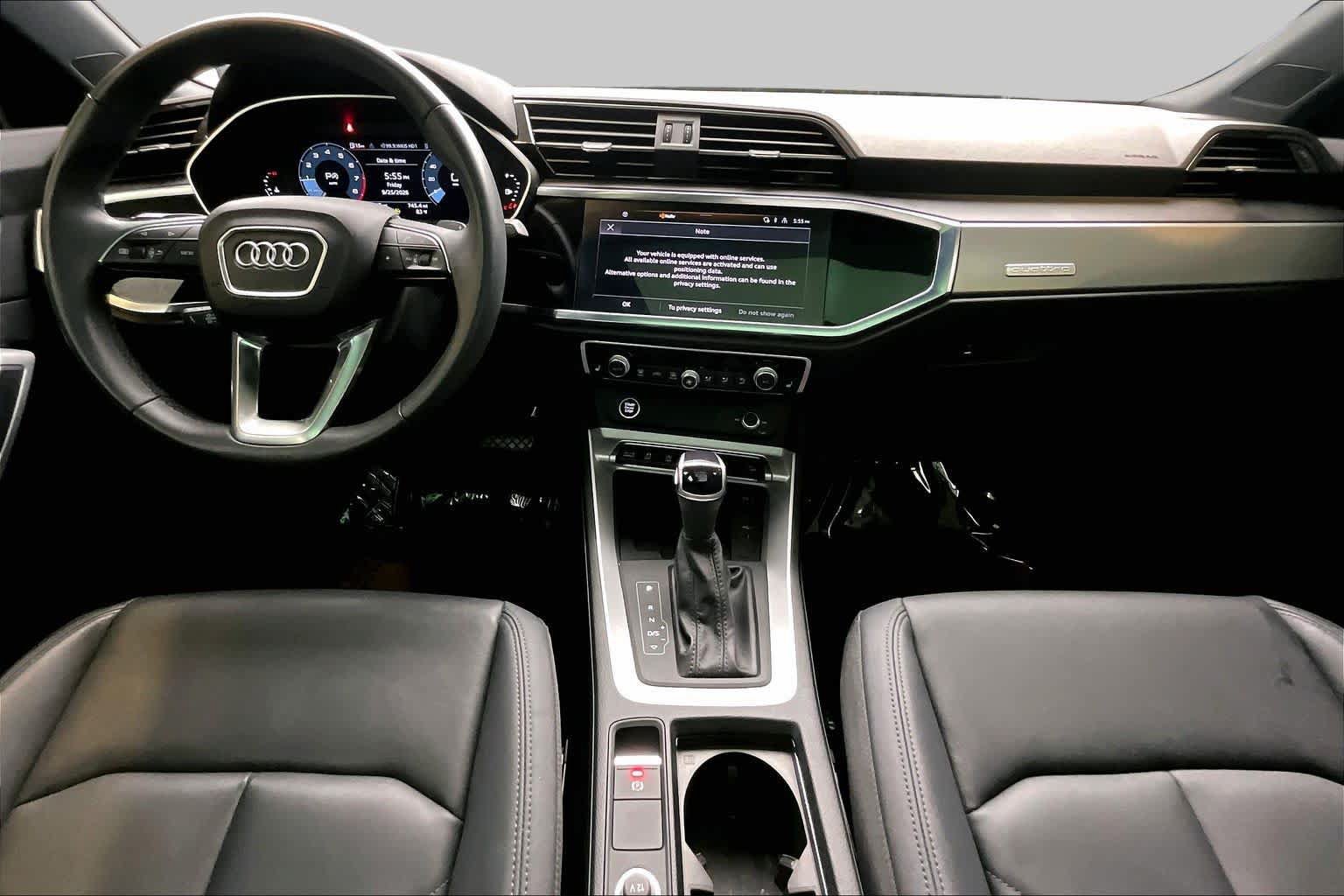 Used 2024 Audi Q3 2.0T Premium w/ Convenience Package AWD/4WD image 16