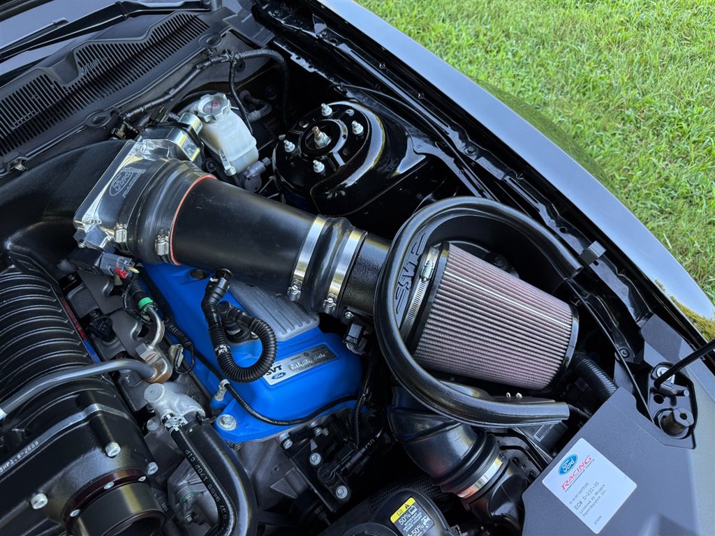 Used 2012 Ford Mustang Shelby GT500 w/ SVT Performance Pkg RWD image 53