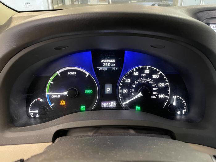 Used 2010 Lexus RX 450h AWD image 38