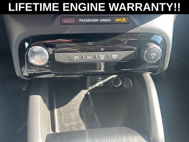 Used 2025 Ford Escape ST-Line Elite w/ Premium Technology Package AWD/4WD image 27