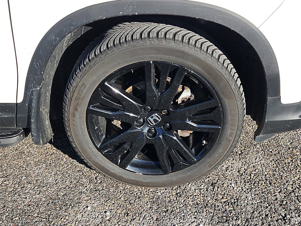 Certified 2021 Honda Pilot Black Edition image 10