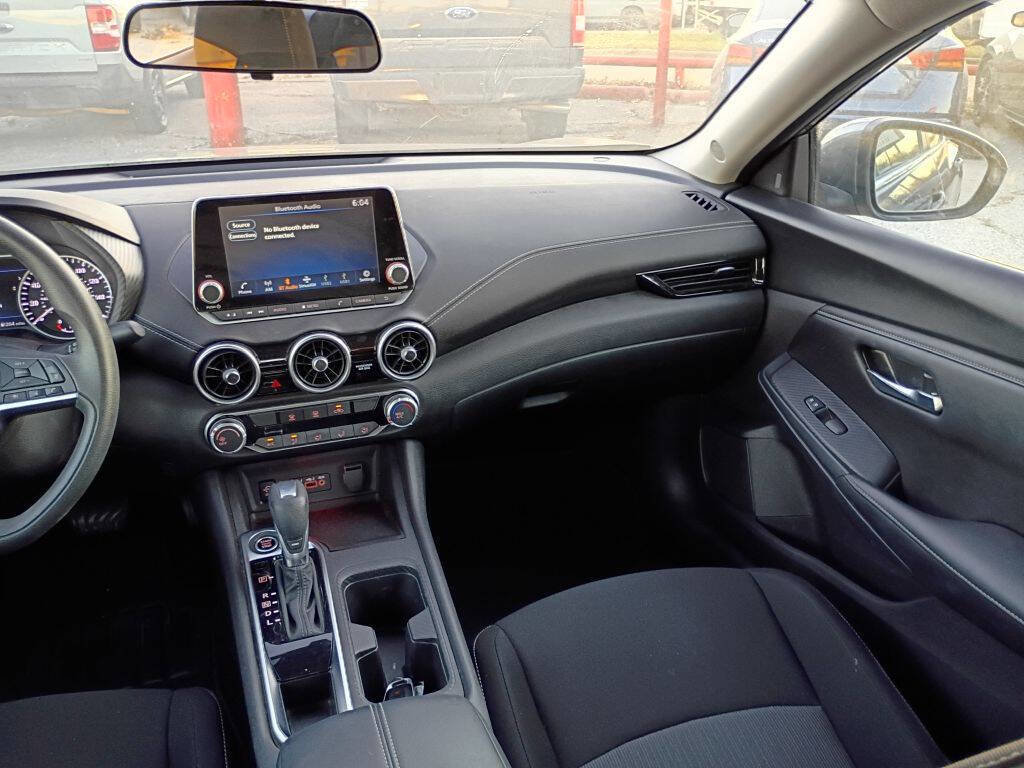 Used 2024 Nissan Sentra SV image 18