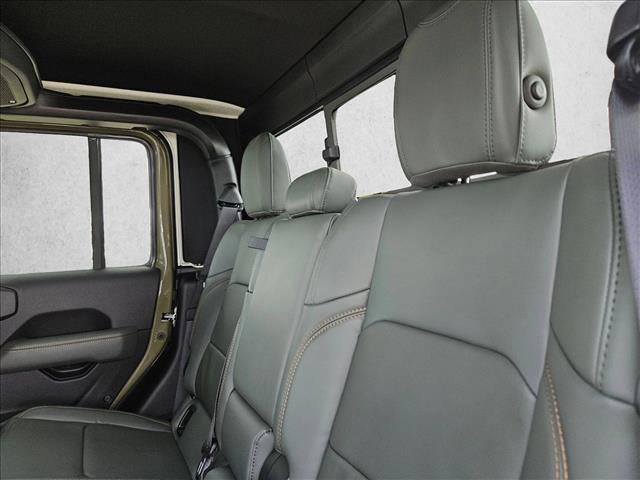 New 2026 Jeep Gladiator Mojave image 16