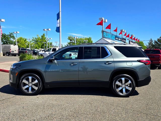 Used 2023 Chevrolet Traverse LT w/ LT Premium Package image 8