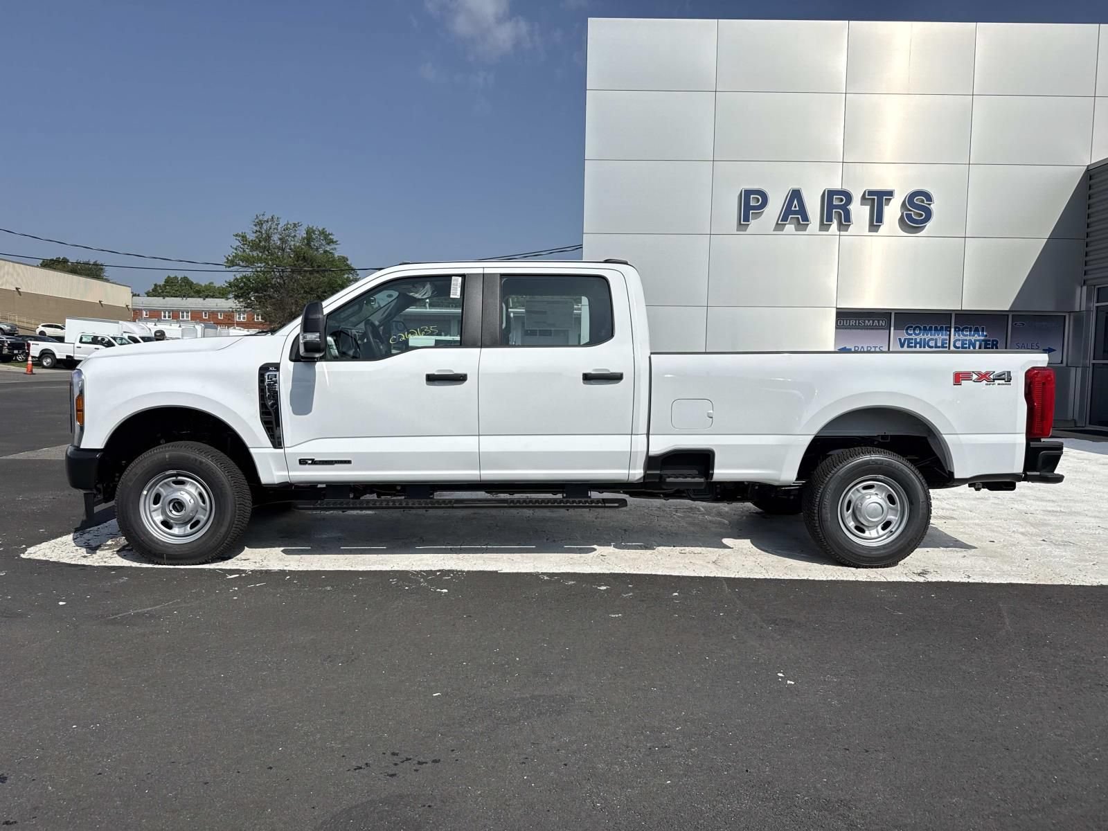 New 2026 Ford F250 XL w/ XL Driver Assist Package AWD/4WD image 6