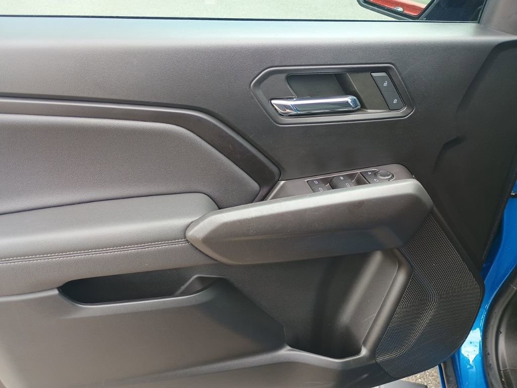 Used 2023 Chevrolet Colorado LT w/ LT Convenience Package image 10