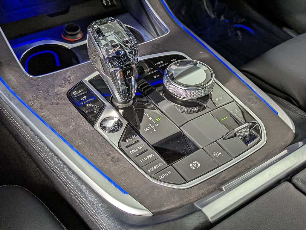Used 2022 BMW X7 xDrive40i w/ Executive Package image 39