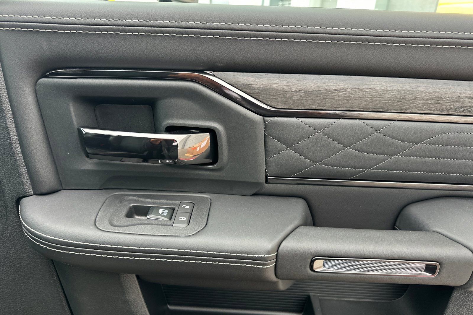 New 2026 RAM 3500 Limited image 20