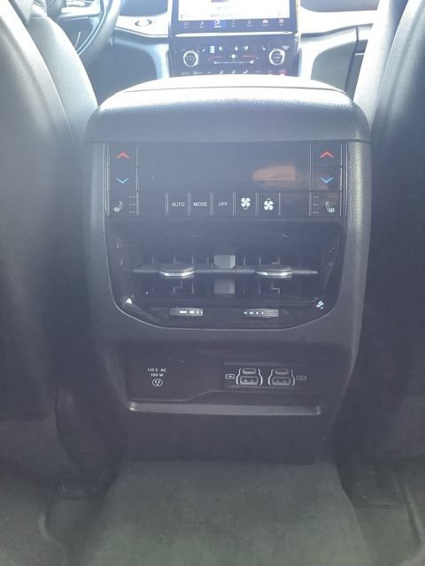 Certified 2023 Jeep Grand Cherokee Summit AWD/4WD image 25