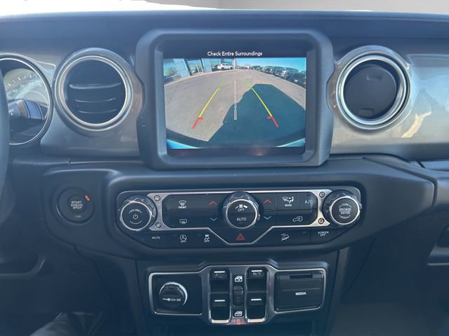 Used 2019 Jeep Wrangler Unlimited Sahara w/ Uconnect 4C Nav & Sound Group image 20