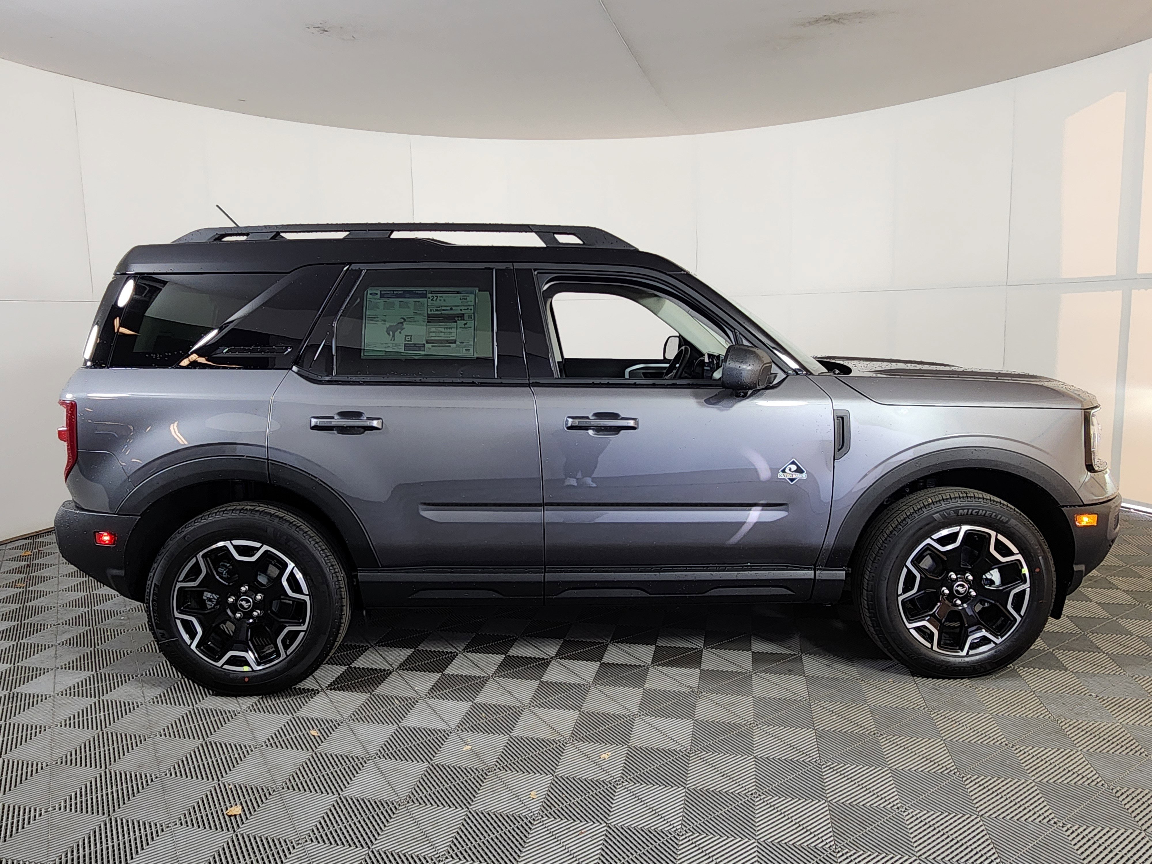 New 2025 Ford Bronco Sport Outer Banks w/ Outer Banks Tech Package+ image 8