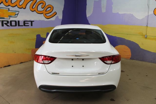 Used 2016 Chrysler 200 LX FWD image 7