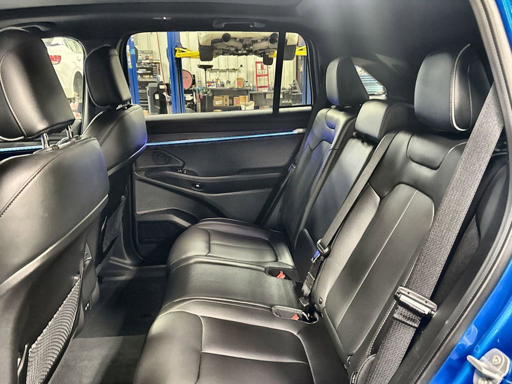 Used 2025 Jeep Wagoneer S Limited AWD/4WD image 25