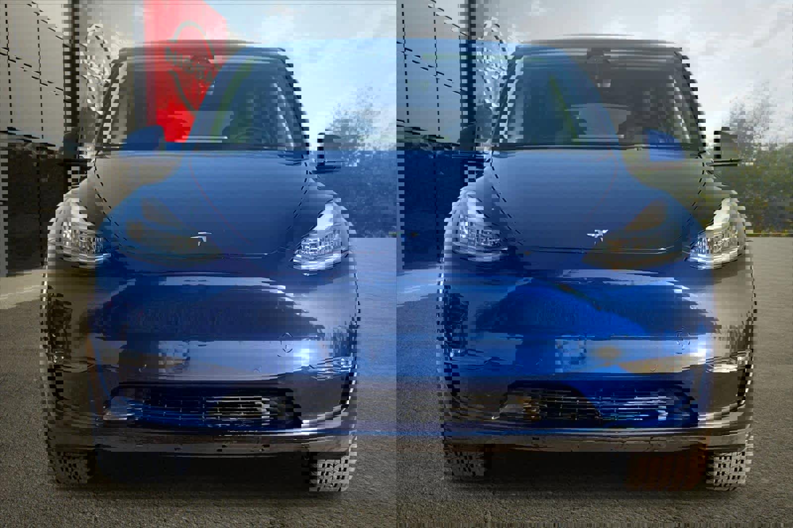 Used 2021 Tesla Model Y Standard Range image 11