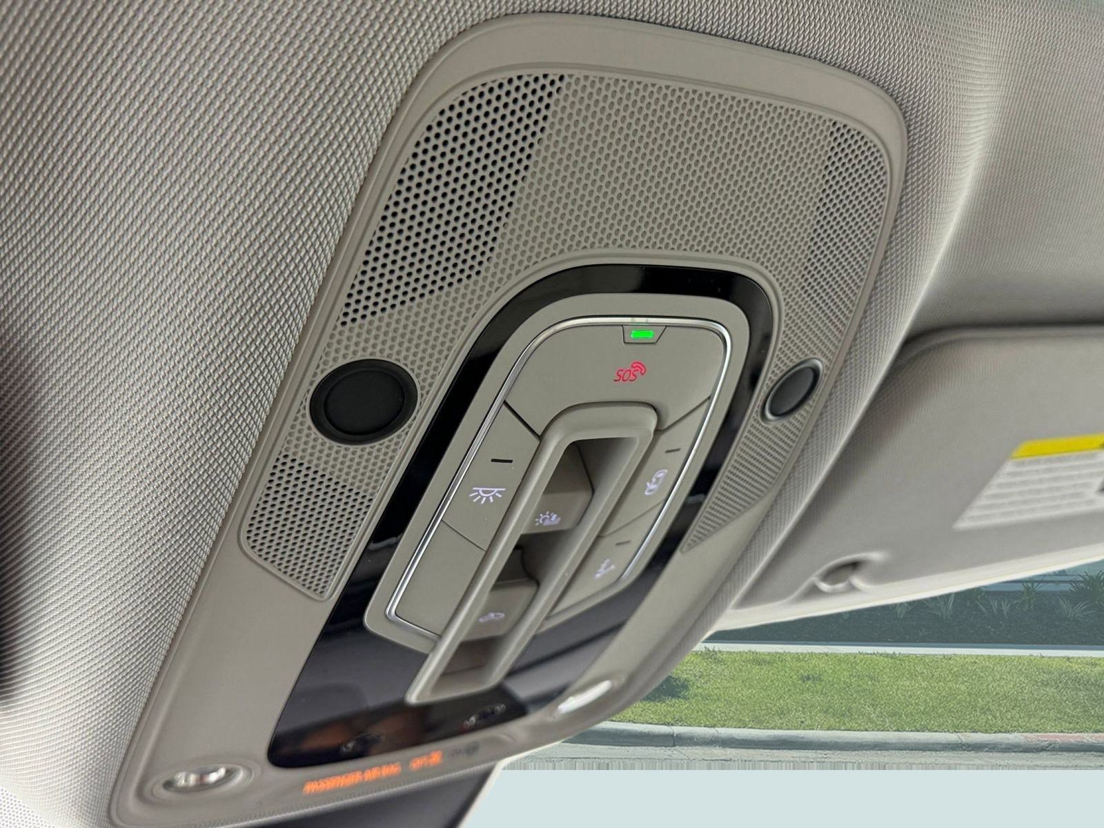 Used 2022 Audi e-tron Premium w/ Interior Protection Package image 20