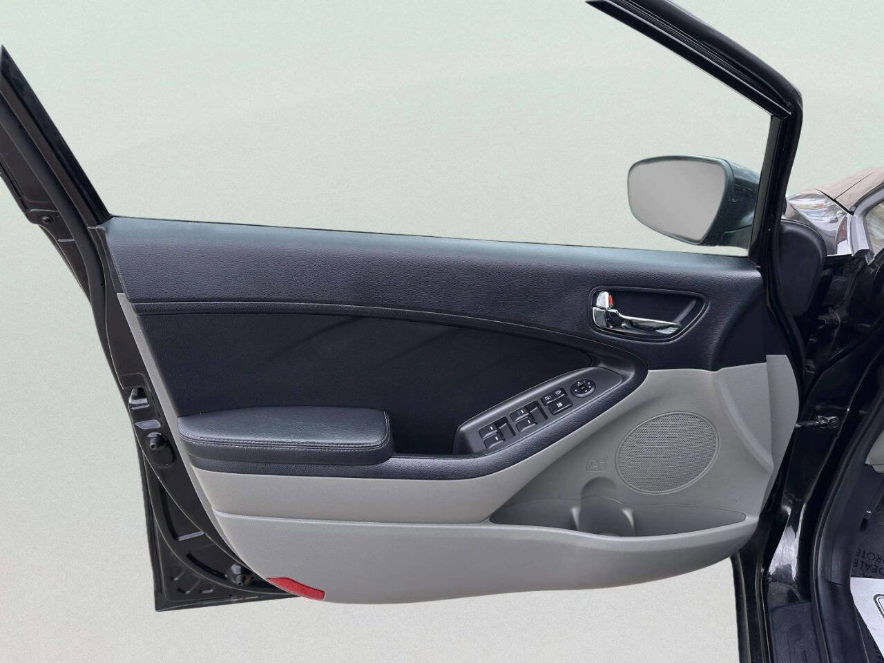 Used 2015 Kia Forte LX image 11