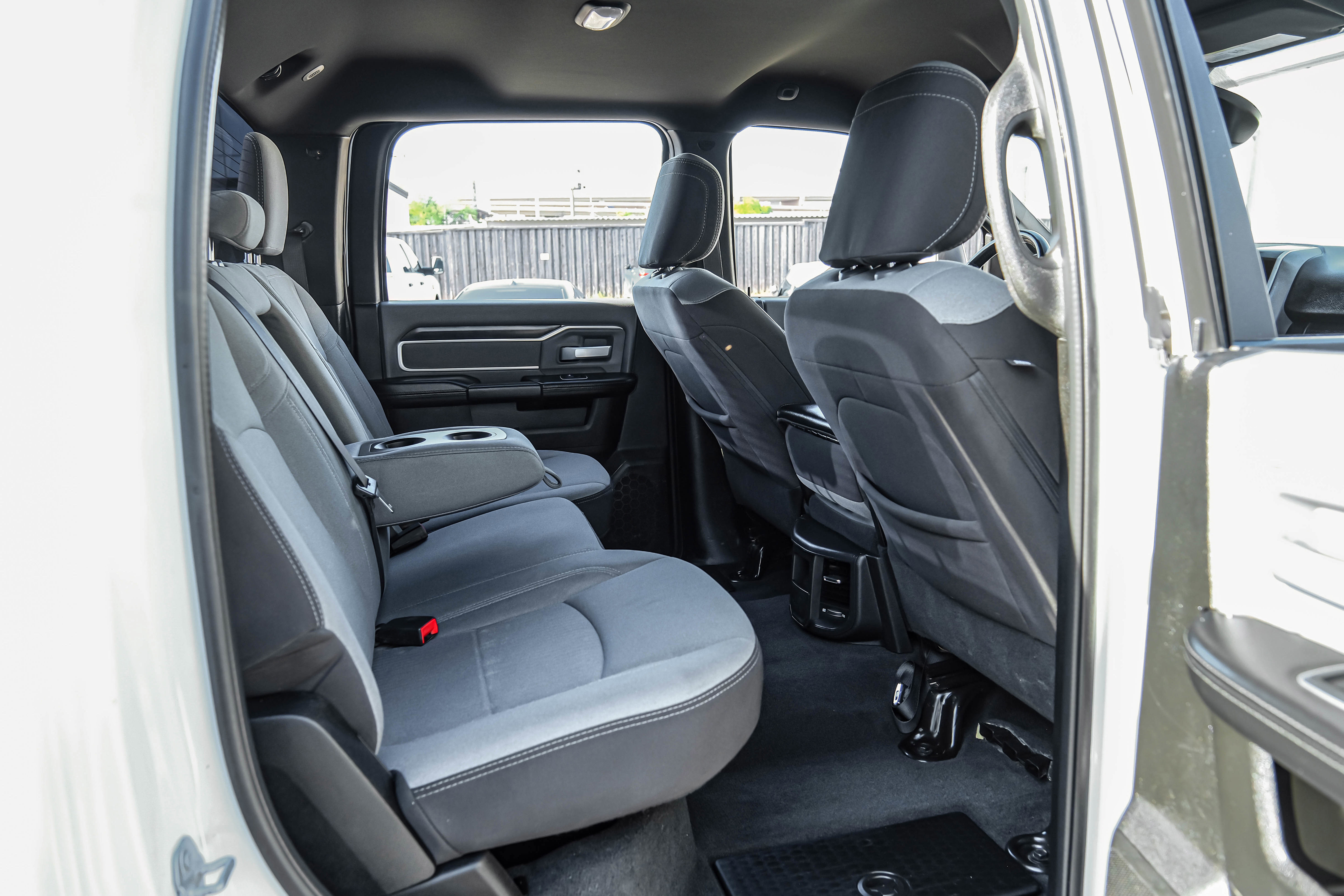 Used 2023 RAM 2500 Big Horn w/ Level 1 Equipment Group AWD/4WD image 33