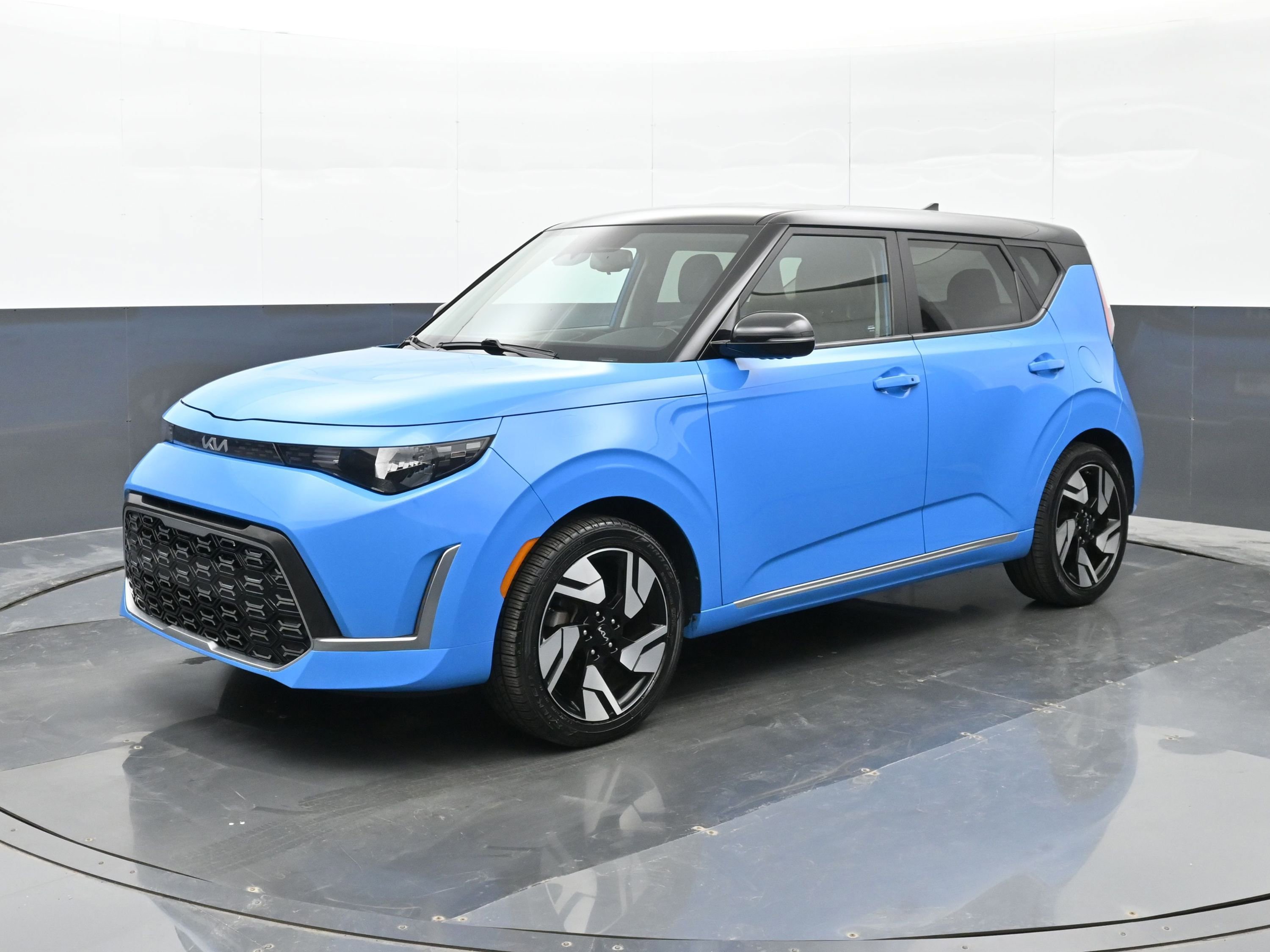 Used 2024 Kia Soul GT-Line FWD image 8