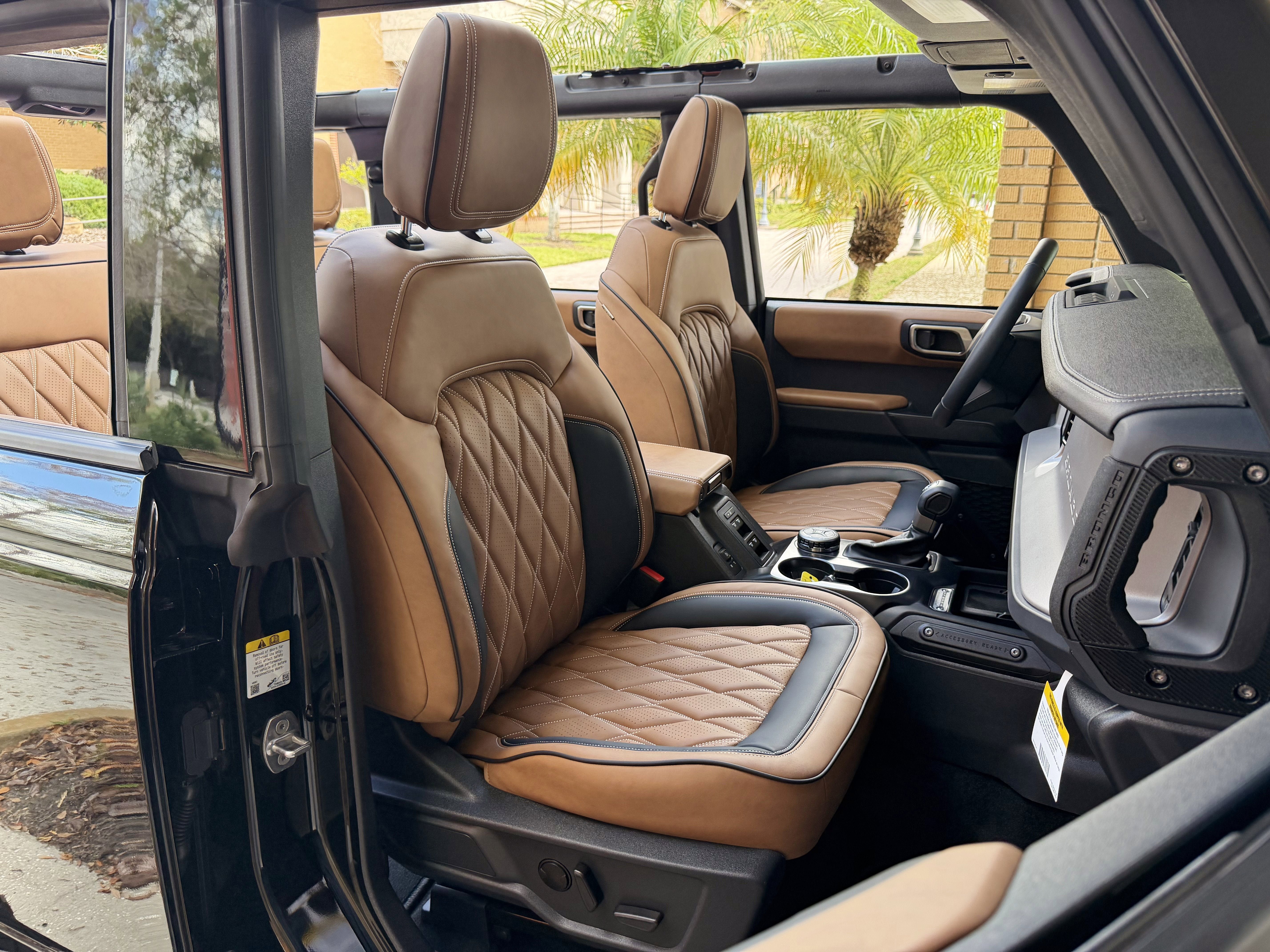 Used 2025 Ford Bronco Outer Banks AWD/4WD image 19