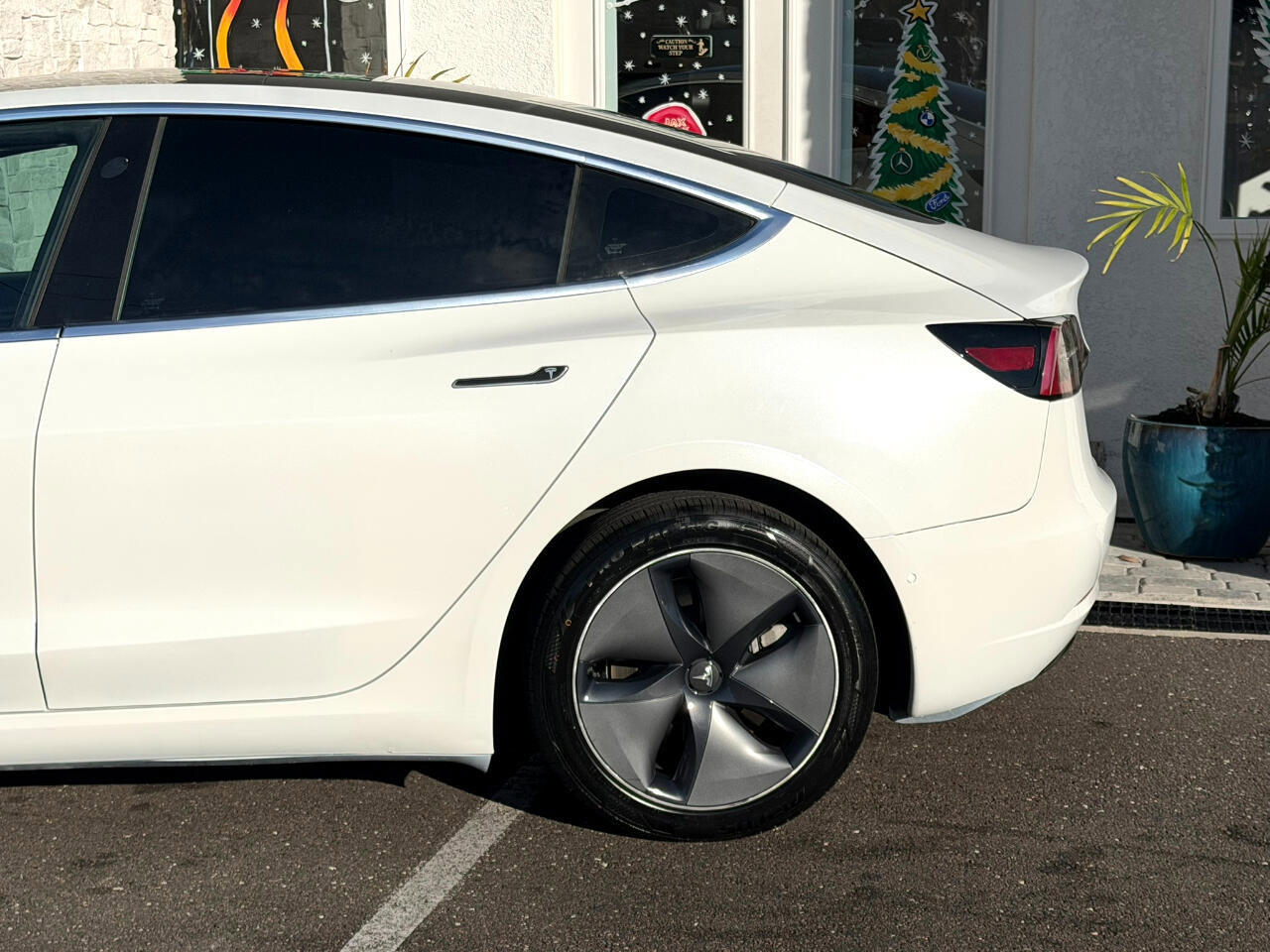 Used 2020 Tesla Model 3 Long Range image 8