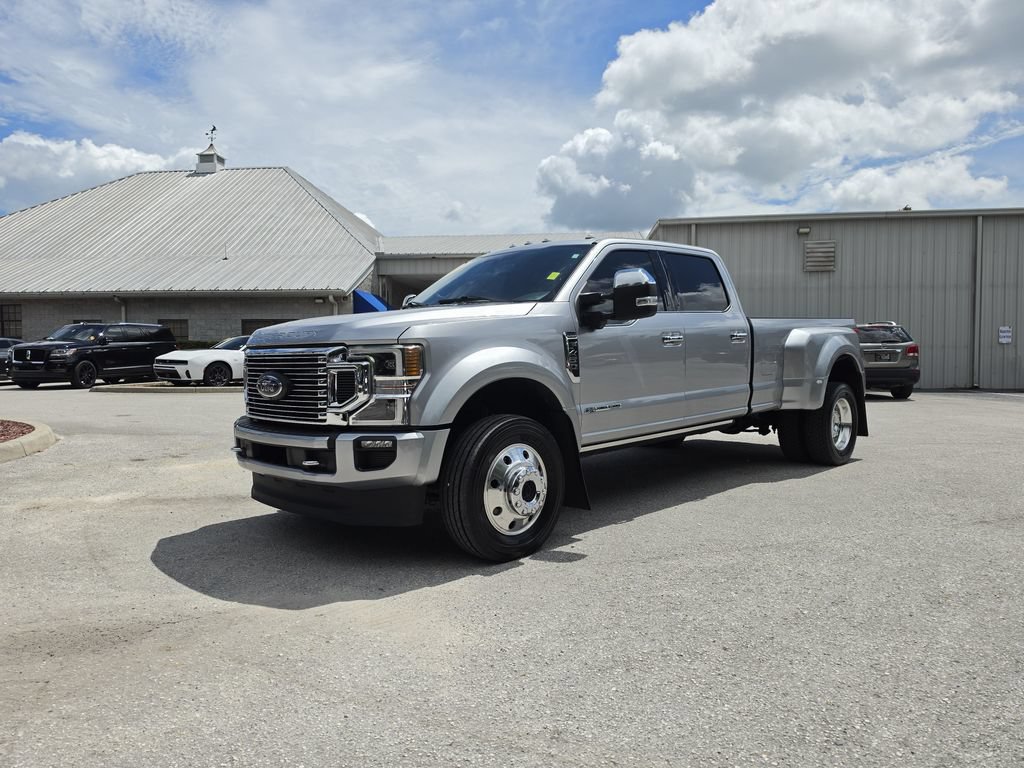Used 2022 Ford F450 Platinum w/ FX4 Off-Road Package AWD/4WD image 2