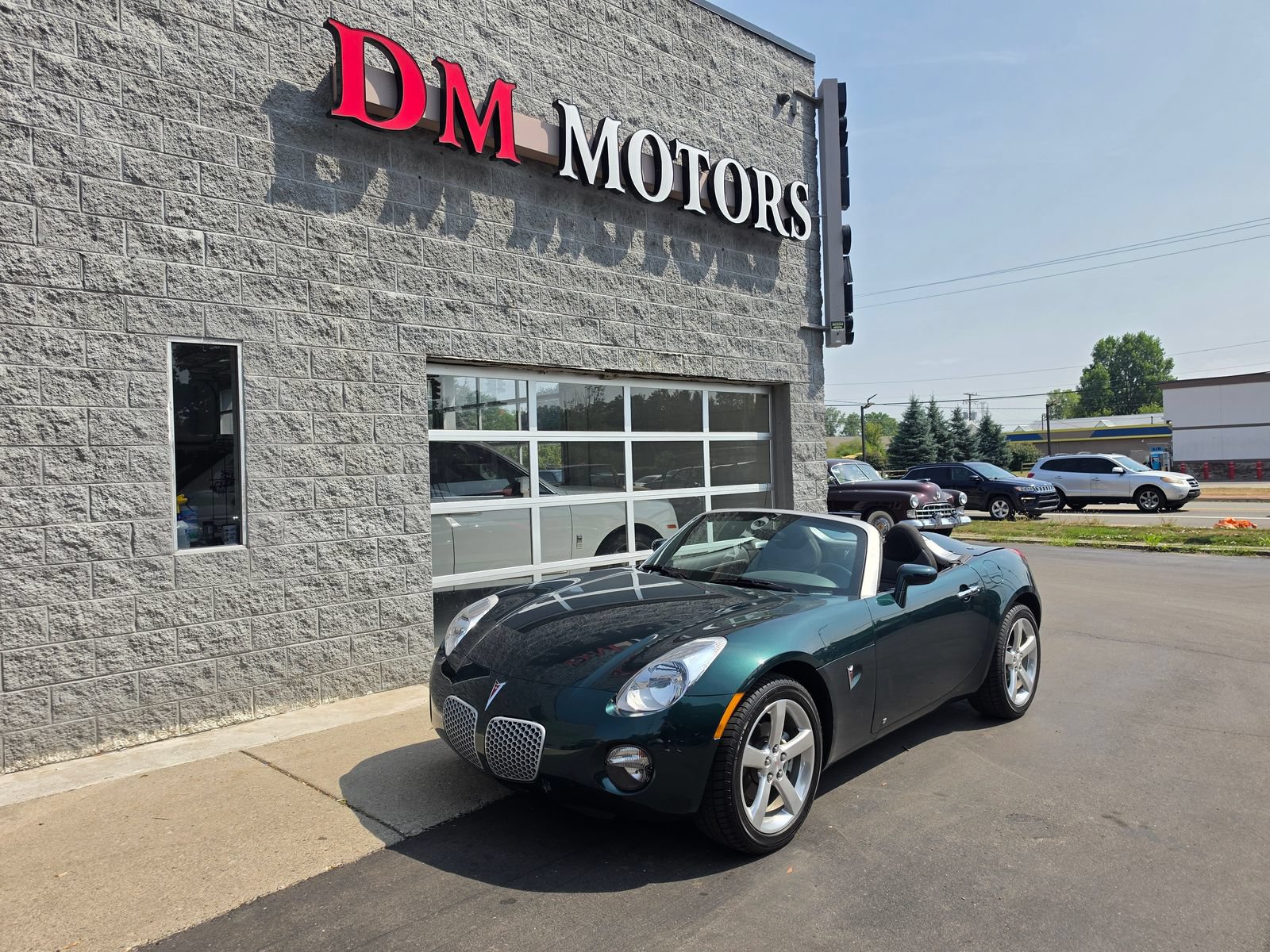 Used 2006 Pontiac Solstice Convertible w/ Power Package RWD image 12