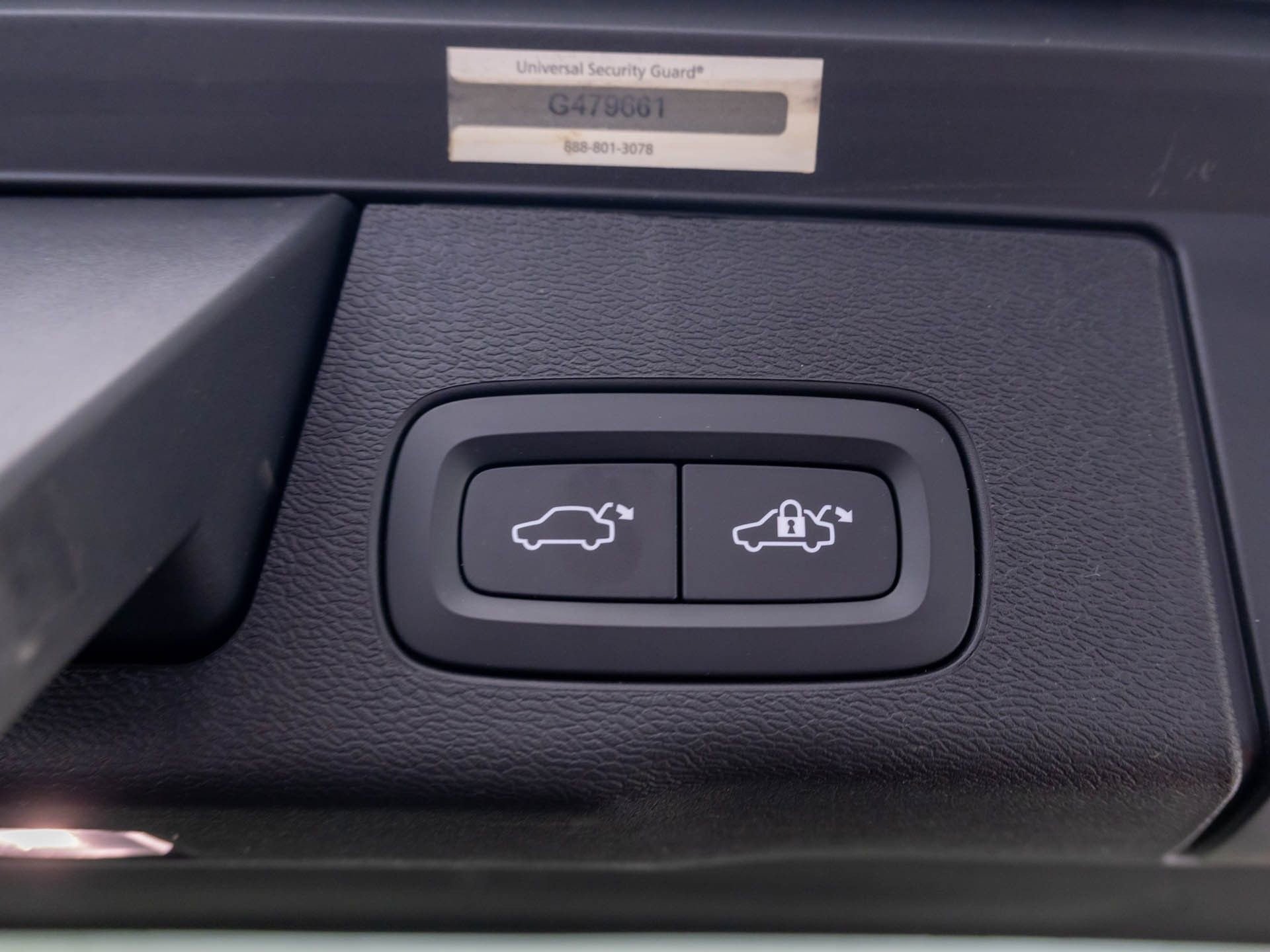 Used 2023 Volvo XC60 B5 Plus w/ Climate Package image 29