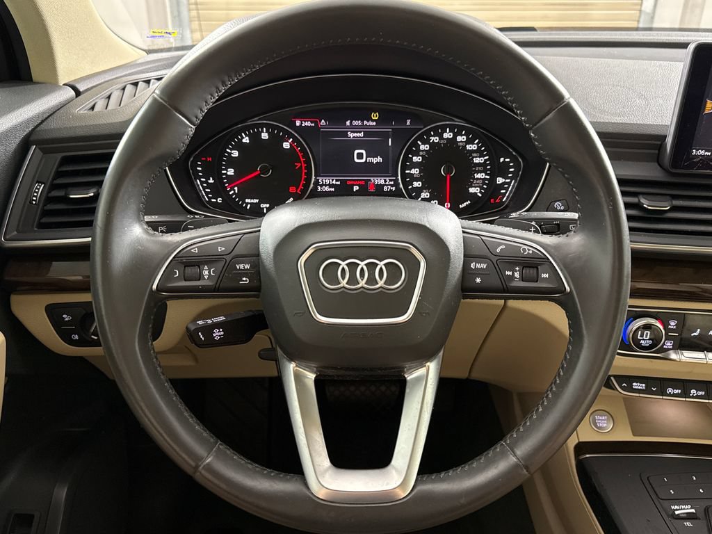 Used 2019 Audi Q5 2.0T Premium w/ Convenience Package AWD/4WD image 14