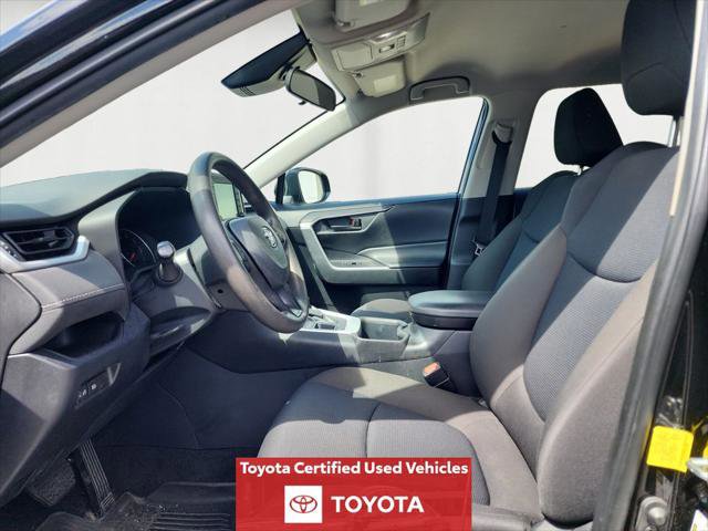 Certified 2022 Toyota RAV4 LE AWD/4WD image 11