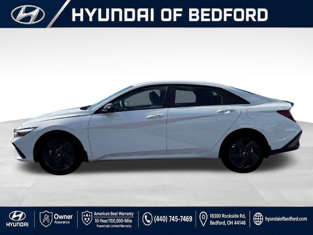 New 2026 Hyundai Elantra Sport FWD image 3