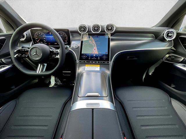 Used 2026 Mercedes-Benz GLC 300 image 5