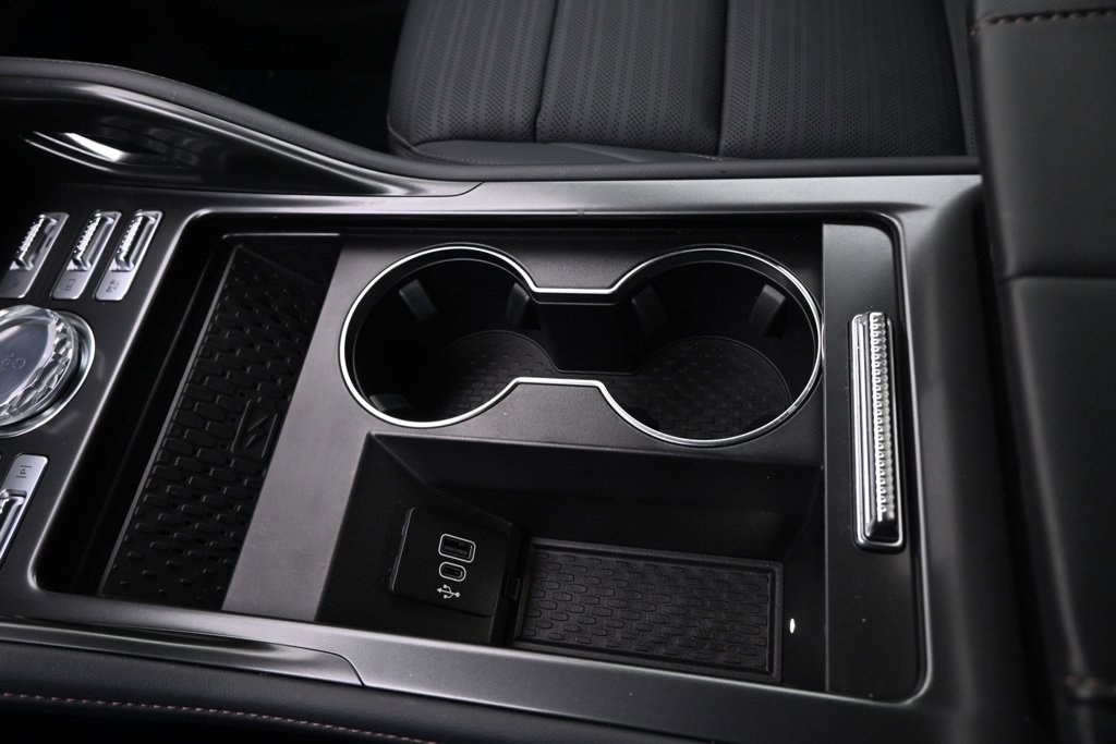 New 2026 Lincoln Nautilus Reserve image 32