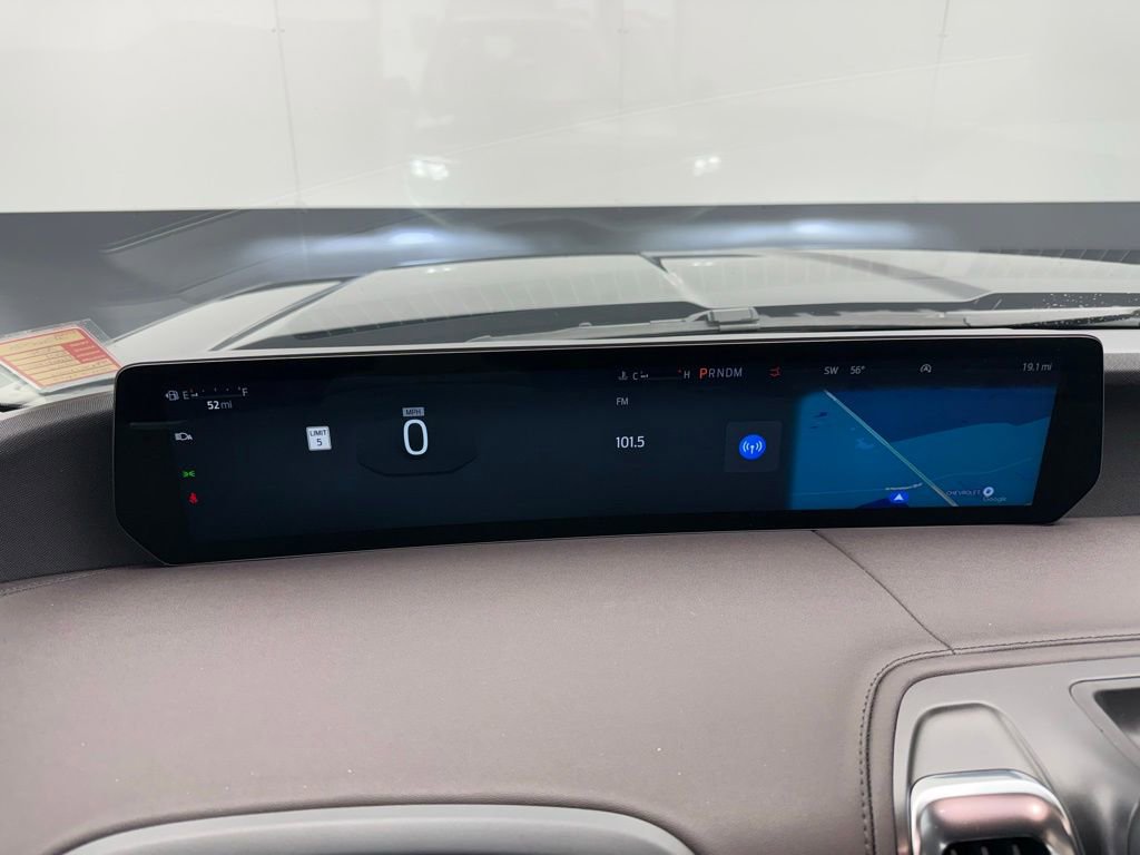 New 2026 Ford Expedition Max Platinum image 4