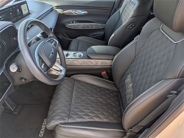 Used 2025 Genesis GV70 3.5T Sport w/ Sport Advanced Package image 11