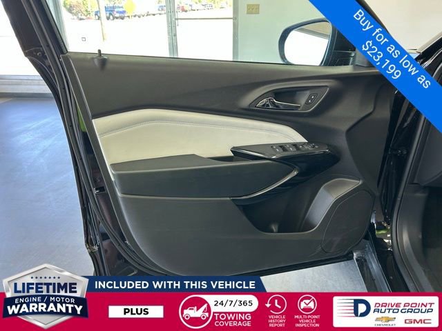 New 2025 Chevrolet Trax LT w/ LT Convenience Package image 9