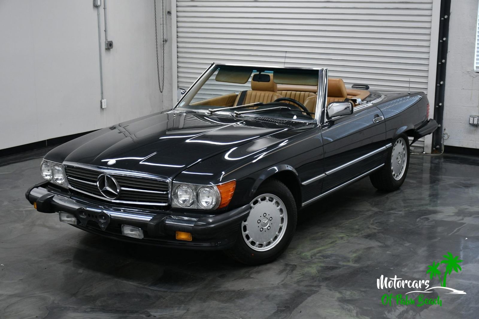 Used 1989 Mercedes-Benz 560 SL image 3