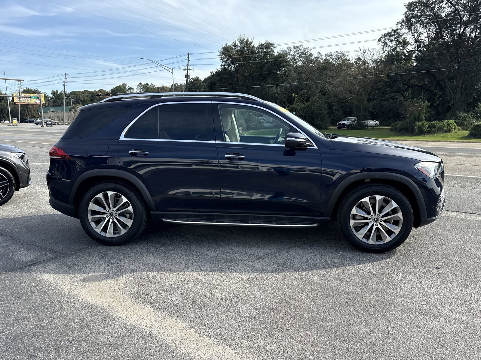 Used 2020 Mercedes-Benz GLE 350 image 6