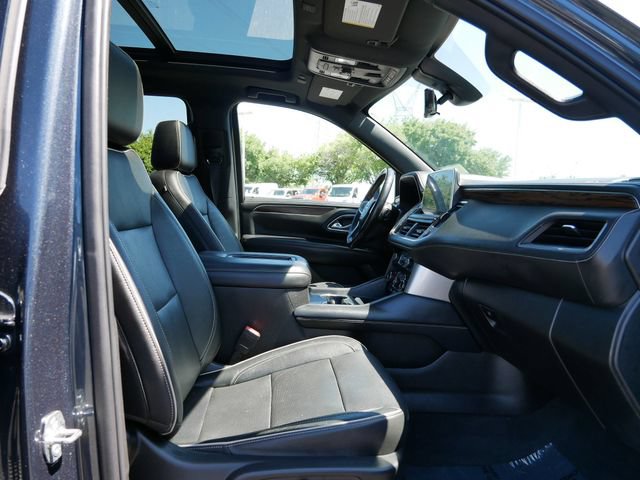 Used 2021 Chevrolet Suburban Premier w/ Premium Package AWD/4WD image 16