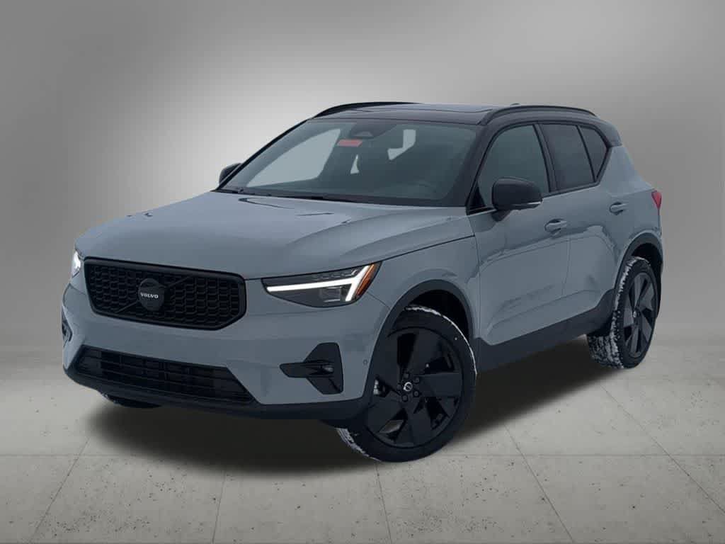 Used 2026 Volvo XC40 B5 Ultra w/ Protection Package Premier AWD/4WD video 1