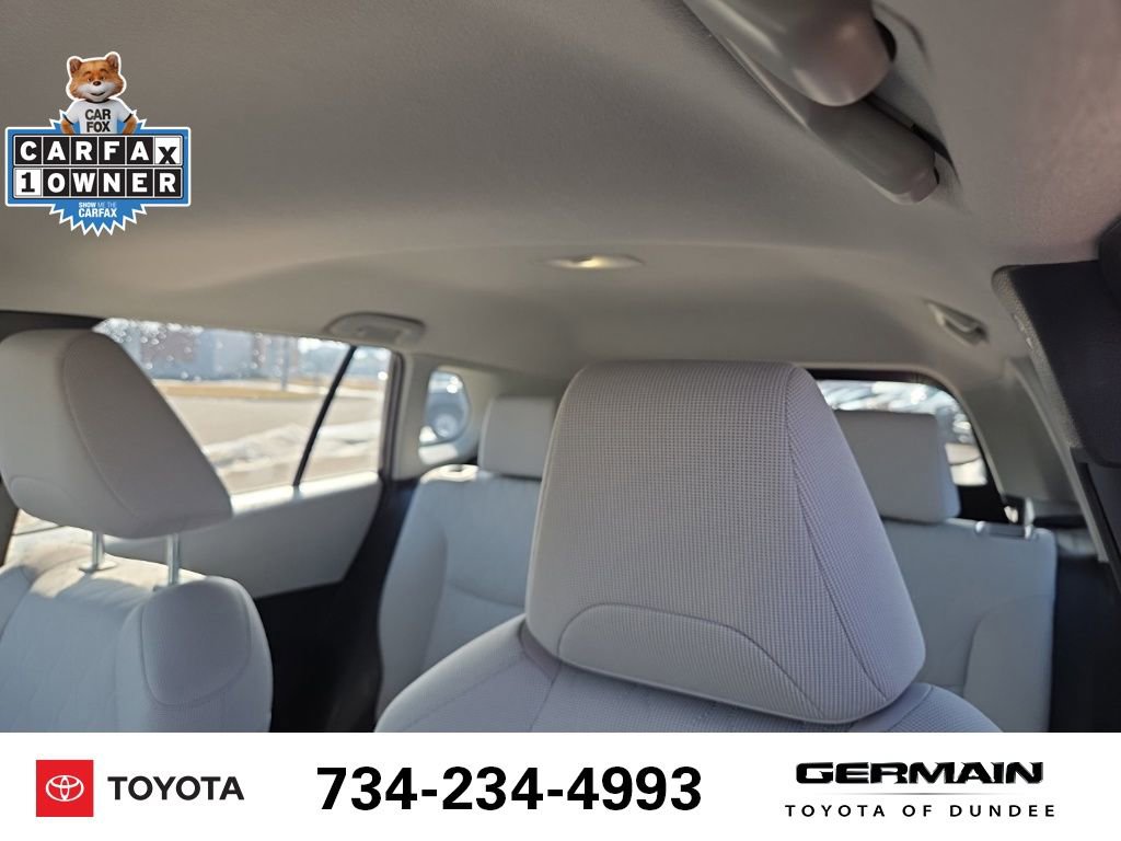 Used 2023 Toyota Corolla Cross L image 16