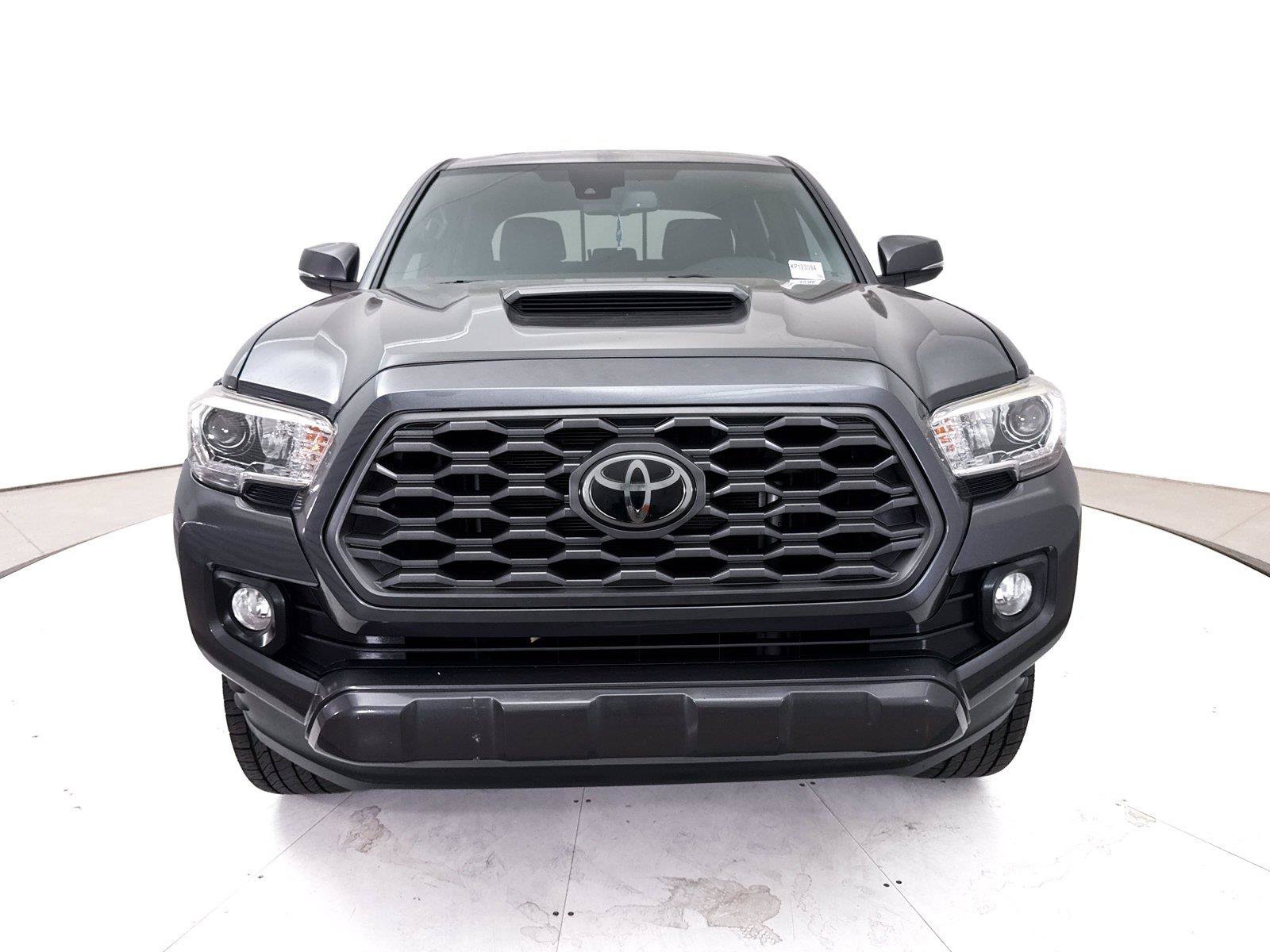 Used 2021 Toyota Tacoma TRD Sport w/ Technology Package RWD image 12