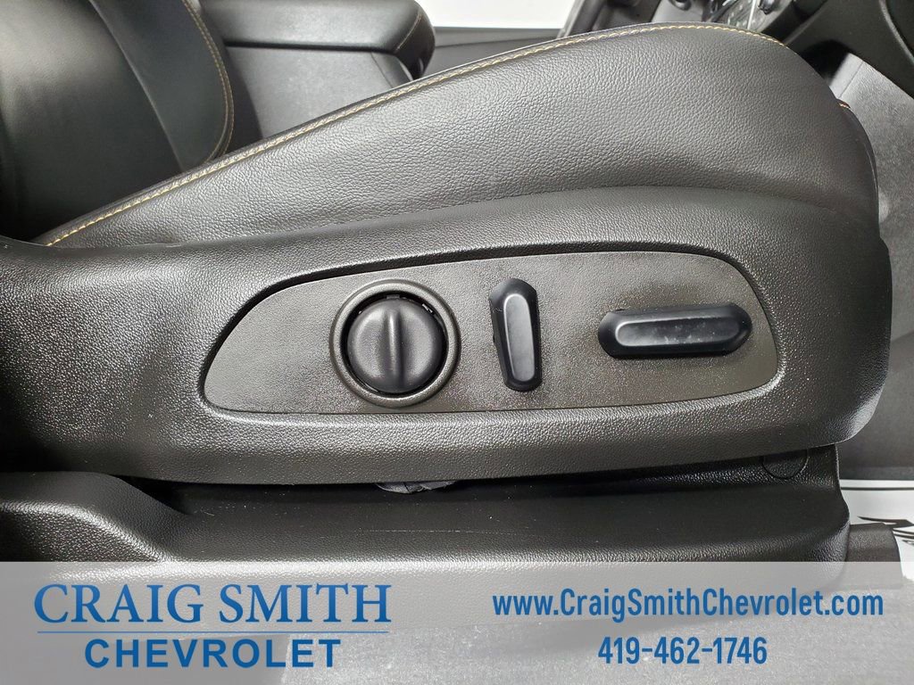 Used 2021 Chevrolet Traverse RS image 38