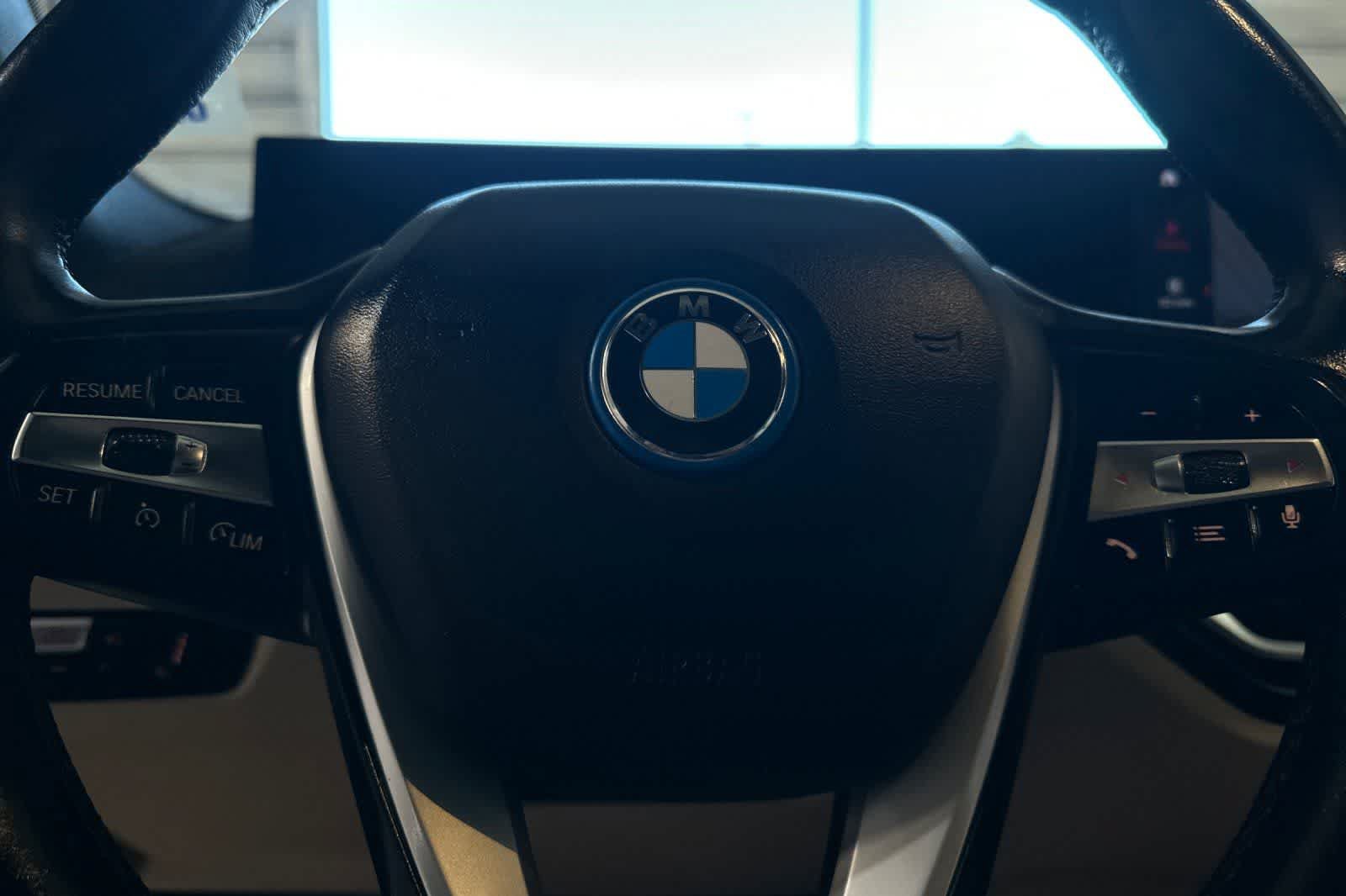 Used 2023 BMW i4 eDrive40 w/ Parking Assistance Package RWD image 29